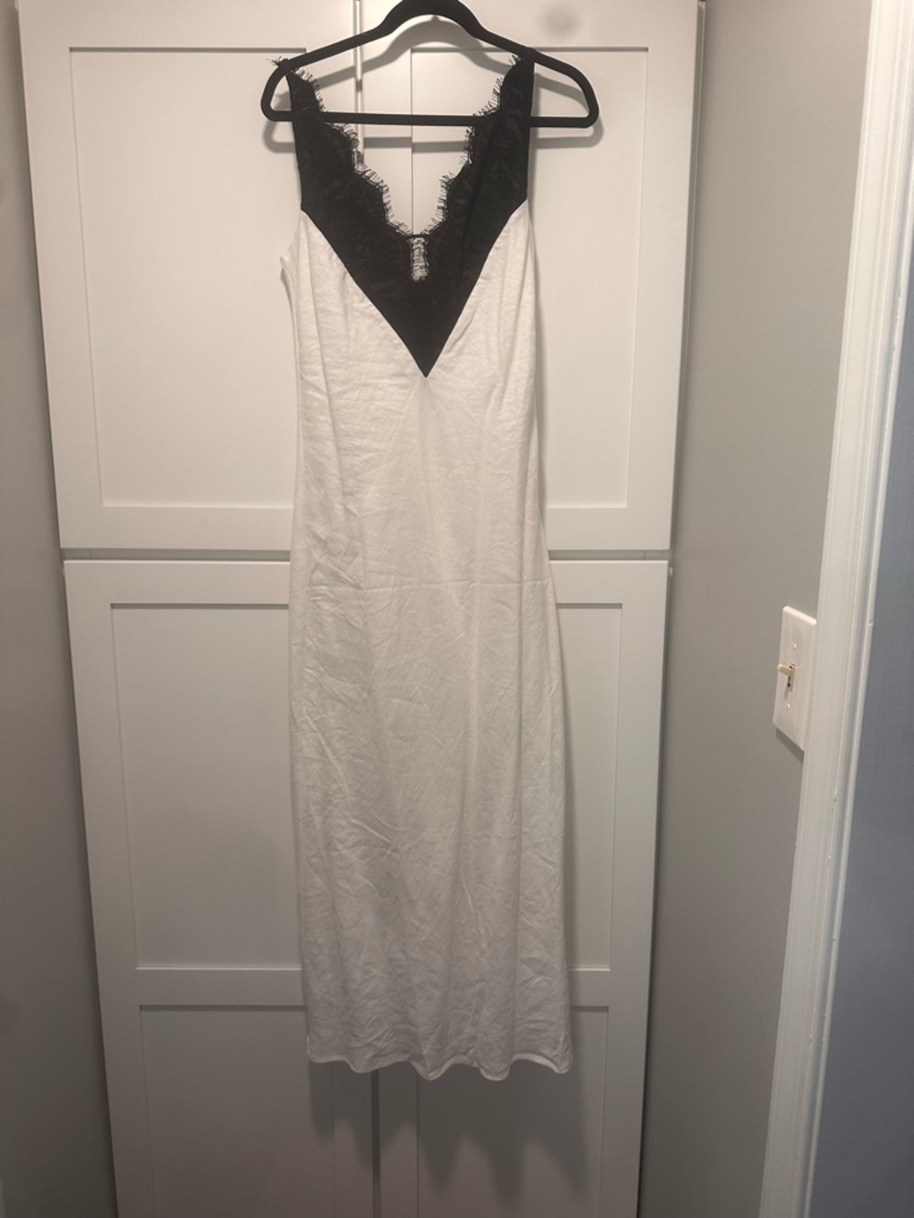 DISSH White Maxi Slip Dress with Black Lace V-Neck - Picture 4 of 7